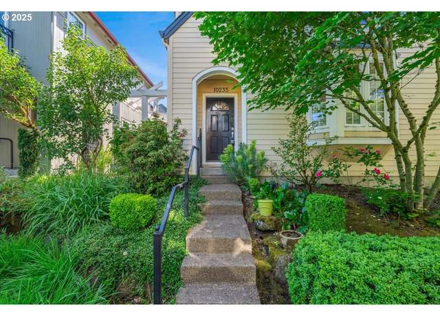 Property at 10235 NW Edgewood Dr #25, Portland, OR 97229, 2 beds, 2.5 baths