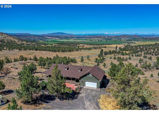 Property at 8883 NE Meadow Ridge Rd, Prineville, OR 97754, 4 beds, 2.5 baths