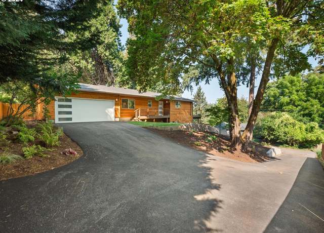 Property at 818 Ash St, Lake Oswego, OR 97034, 3 beds, 2 baths