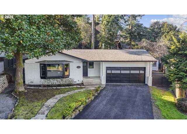 Property at 1122 Erickson St, Lake Oswego, OR 97034, 3 beds, 2 baths