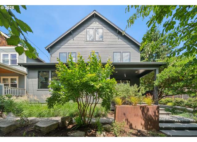 Property at 3419 SE Woodward St, Portland, OR 97202, 5 beds, 4.5 baths