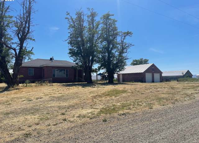 Property at 242 Van Hoy Rd, Goldendale, WA 98620, 3 beds, 1 bath