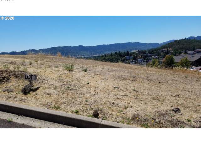 Property at 1997 Warewood Terrace Ct NW #1, Roseburg, OR 97471