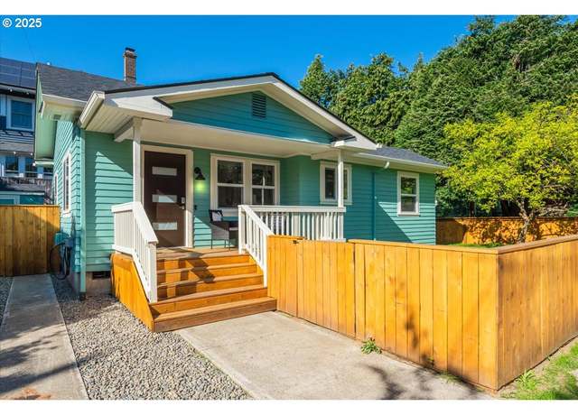 Property at 1829 SE Washington St, Portland, OR 97214, 2 beds, 1 bath