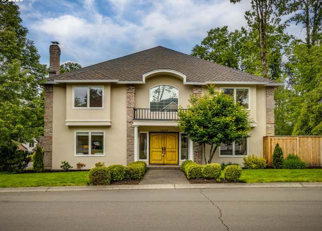 Property at 14066 Edenberry Dr, Lake Oswego, OR 97035, 4 beds, 3.5 baths