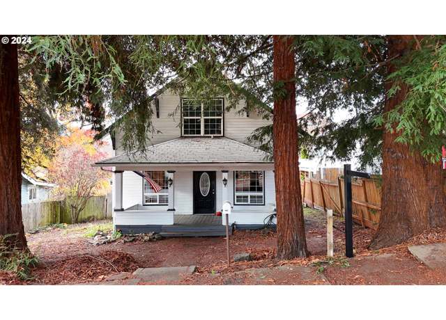 Property at 1550 SE Hamilton St, Roseburg, OR 97470, 3 beds, 1 bath