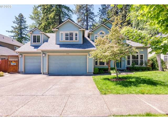 Property at 17250 SW Stellar Dr, Sherwood, OR 97140, 4 beds, 3 baths