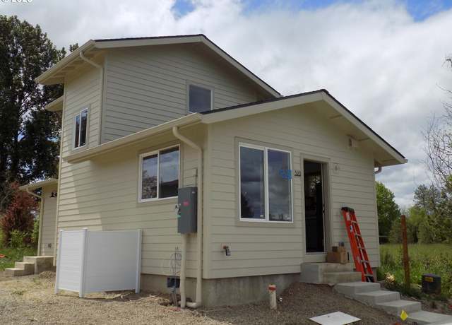 Property at 520 SE Bell Ave, Corvallis, OR 97333, 2 beds, 1 bath