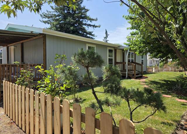 Property at 2110 NE Willamette Ave, Albany, OR 97321, 3 beds, 2 baths