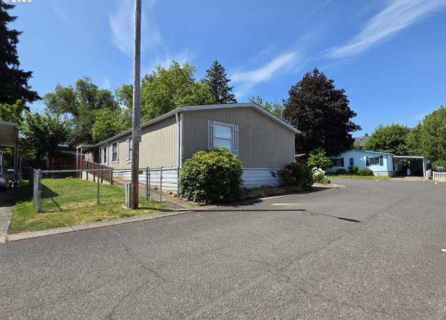 Property at 13115 SE Foster Rd #13, Portland, OR 97236, 4 beds, 2 baths