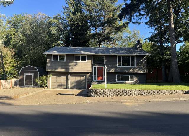 Property at 7375 SW Ashdale Dr, Portland, OR 97223, 4 beds, 3 baths