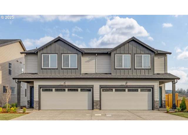Property at 9350 SE Middleton St, Happy Valley, OR 97086, 4 beds, 2.5 baths