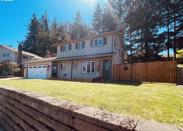 Property at 3851 Edgewood Dr, North Bend, OR 97459, 3 beds, 2.5 baths