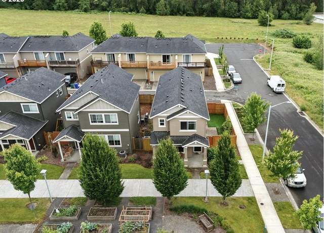 Property at 2103 SE 18th Aly, Gresham, OR 97080, 3 beds, 2.5 baths
