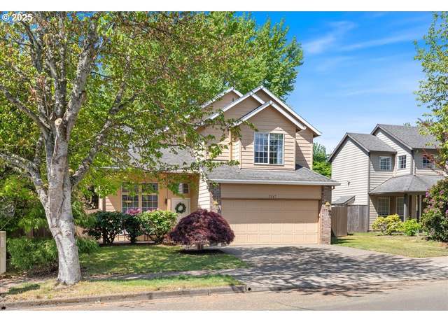 Property at 3167 NE 13th Ave, Hillsboro, OR 97124, 4 beds, 2.5 baths
