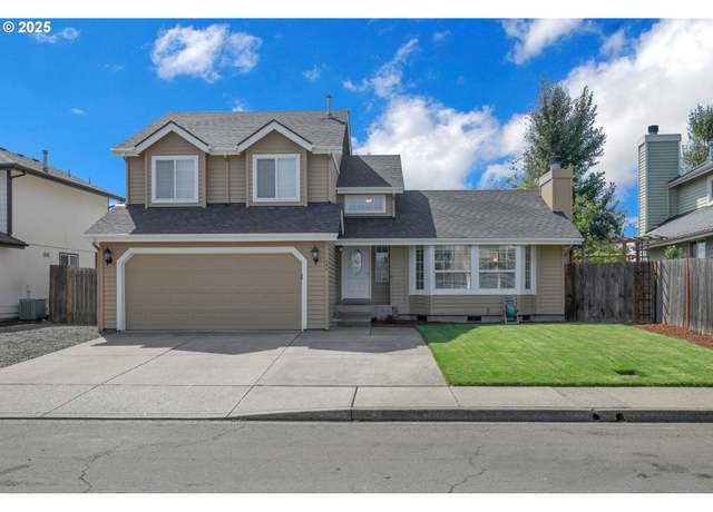 Property at 848 S 44th St, Springfield, OR 97478, 3 beds, 2.5 baths