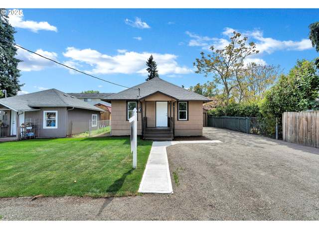 Property at 2101 E 27th St, Vancouver, WA 98660, 2 beds, 1.5 baths