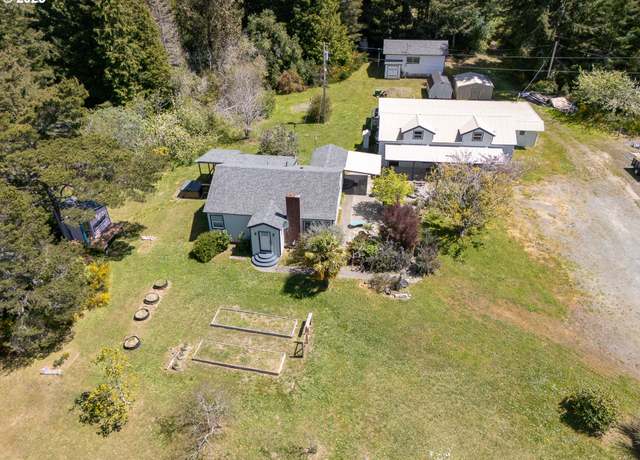 Property at 47615 Highway 101, Bandon, OR 97411, 2 beds, 2 baths