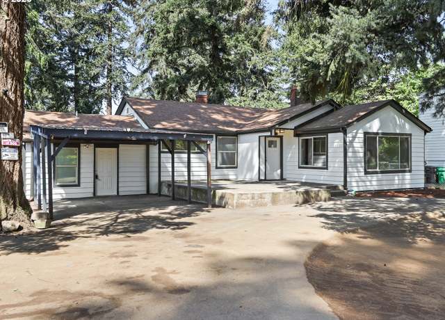 Property at 3241 SE 150th Ave, Portland, OR 97236, 4 beds, 2 baths
