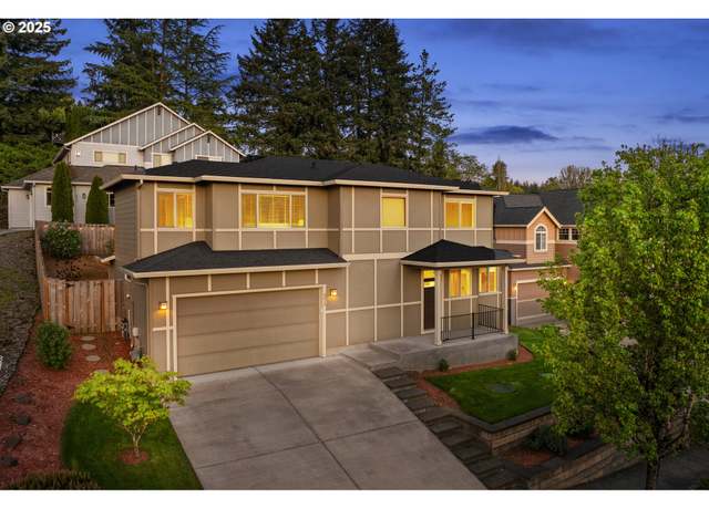 Property at 4014 NE Everett Ct, Camas, WA 98607, 3 beds, 2.5 baths