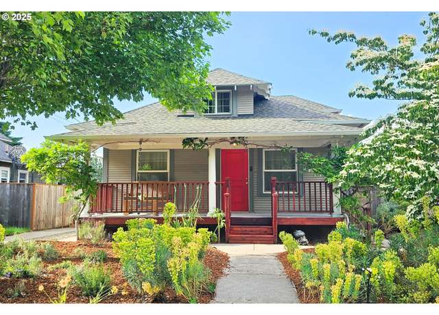 Property at 5311 SE Gladstone St, Portland, OR 97206, 3 beds, 2 baths
