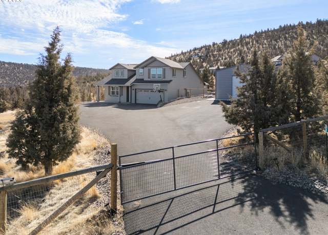 Property at 7220 SE Night Hawk Ct, Prineville, OR 97754, 4 beds, 3 baths