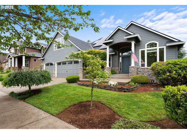Property at 14925 SE Pebble Beach Dr, Happy Valley, OR 97086, 4 beds, 3 baths