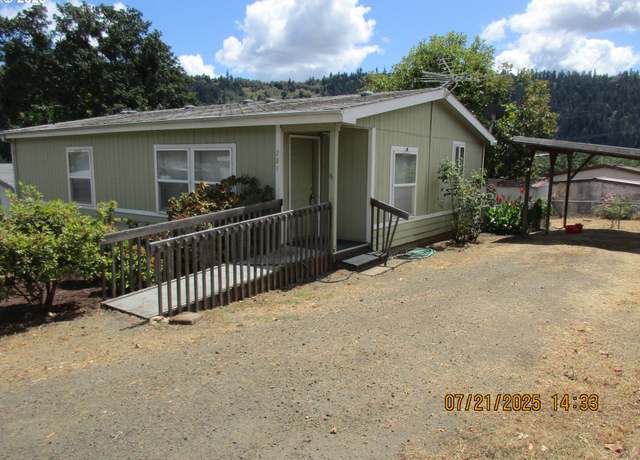 Property at 751 SE Meadowood Dr, Winston, OR 97496, 2 beds, 2 baths