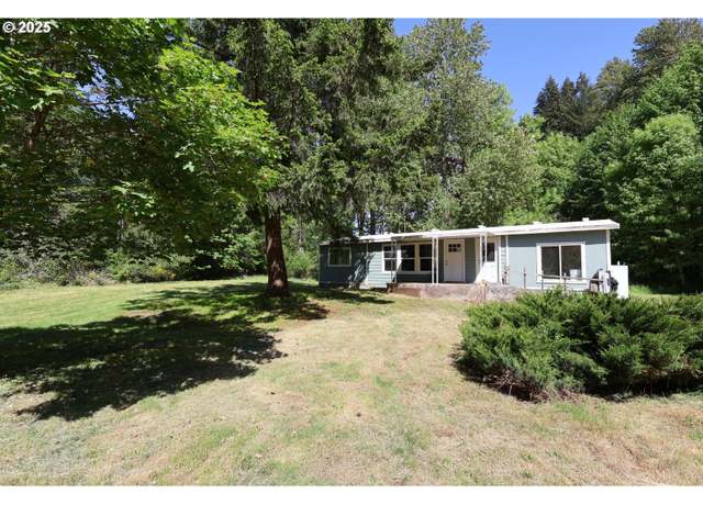 Property at 45728 Santiam Hwy, Sweet Home, OR 97386, 3 beds, 2 baths