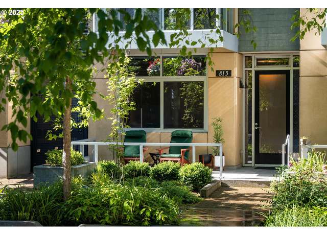 Property at 815 S Pennoyer St Unit TH-K, Portland, OR 97239, 2 beds, 2.5 baths