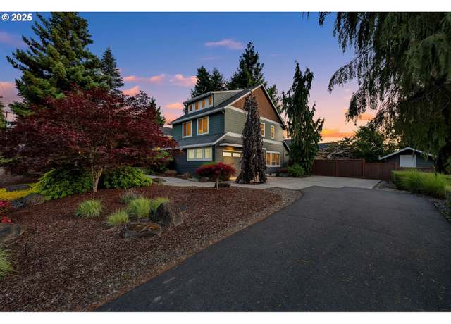 Property at 11204 NW 16th Ave, Vancouver, WA 98685, 3 beds, 3 baths