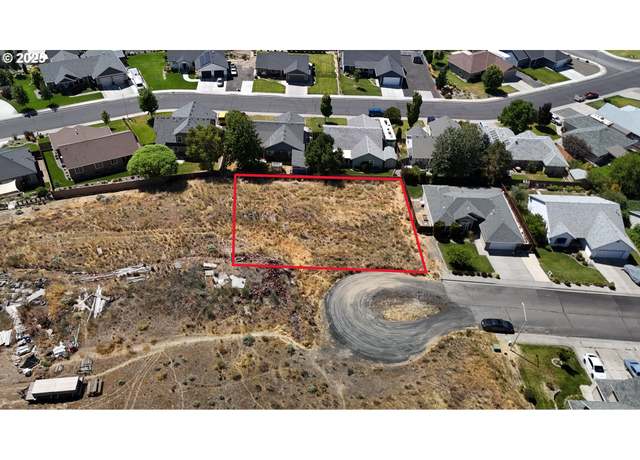 Property at 1703 SW 2nd St, Pendleton, OR 97801