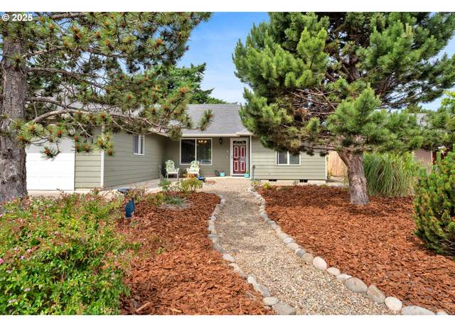 Property at 43 Park Village Dr, Florence, OR 97439, 3 beds, 2 baths