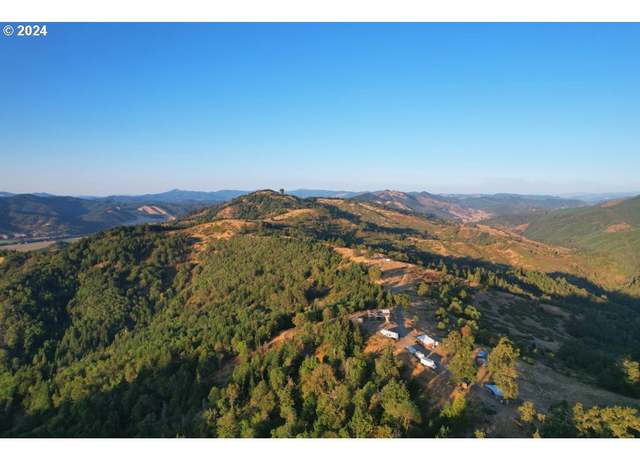 Property at 8143 Tiller Trail Hwy Rd, Canyonville, OR 97417