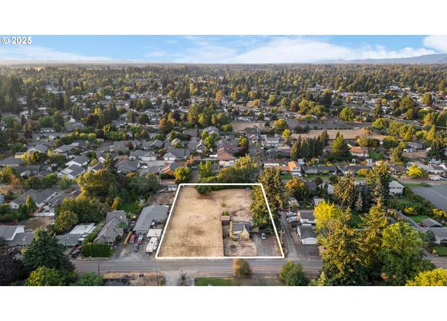 Property at 185 Ferndale Dr, Eugene, OR 97404, 3 beds, 2 baths