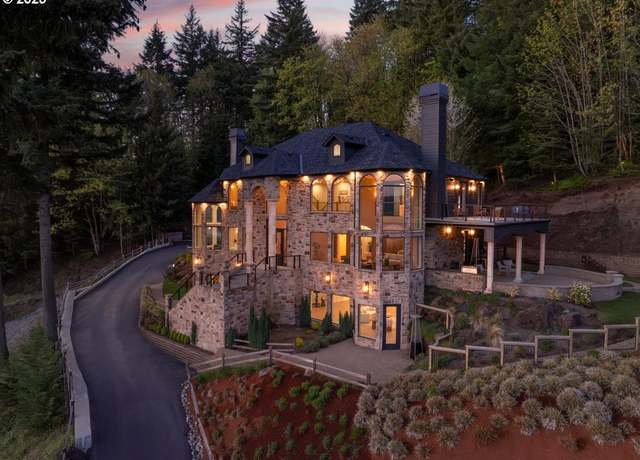 Property at 2150 N 14th St, Washougal, WA 98671, 5 beds, 5.5 baths