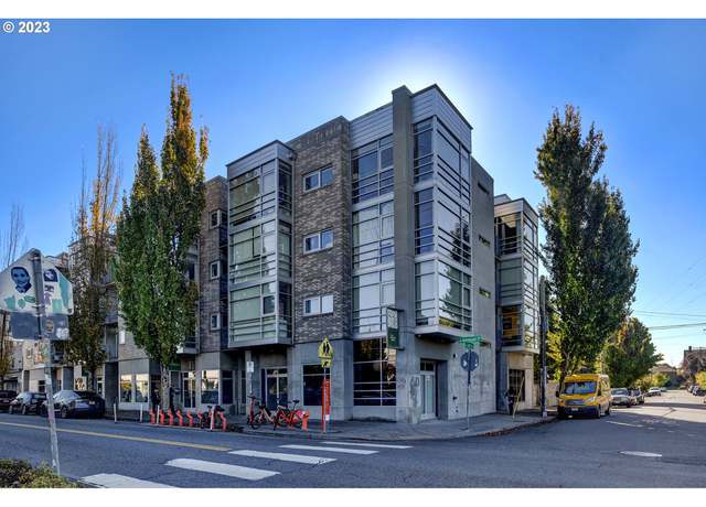 Photo of 910 SE 42nd Ave #280, Portland, OR 97215