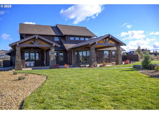 Property at 16660 SW Ranchview Ct, Powell Butte, OR 97753, 4 beds, 2.5 baths