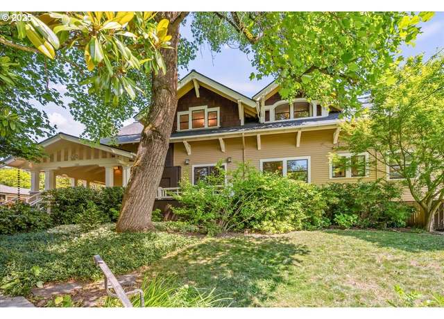 Property at 1520 SE 54th Ave, Portland, OR 97215, 5 beds, 3 baths