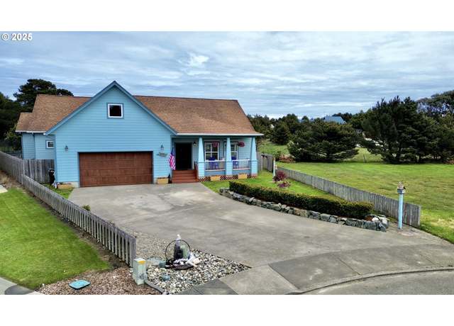 Property at 2927 Ruby Ct, Bandon, OR 97411, 3 beds, 2 baths