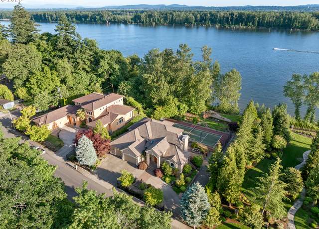 Property at 16215 SE Rivershore Dr, Vancouver, WA 98683, 4 beds, 5 baths