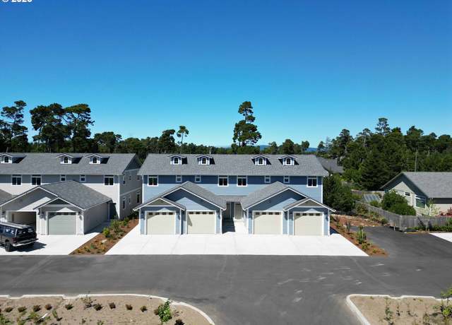 Property at 1587 37th St, Florence, OR 97439, 2 beds, 2.5 baths
