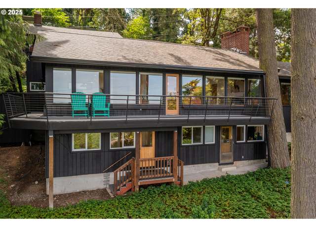 Property at 275 Sunset Dr, Eugene, OR 97403, 4 beds, 3.5 baths