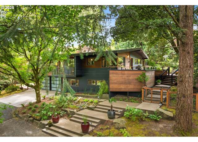 Property at 5220 SW Shattuck Rd, Portland, OR 97221, 3 beds, 2 baths