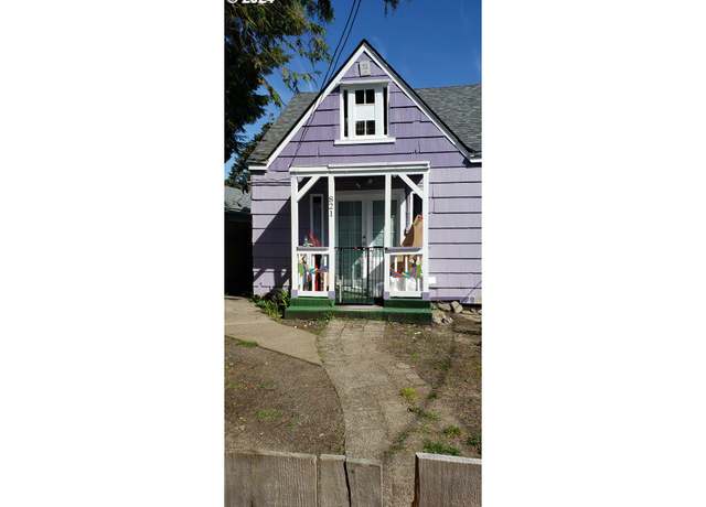 Property at 821 831 S Columbia St, Seaside, OR 97138, 3 beds, 2 baths