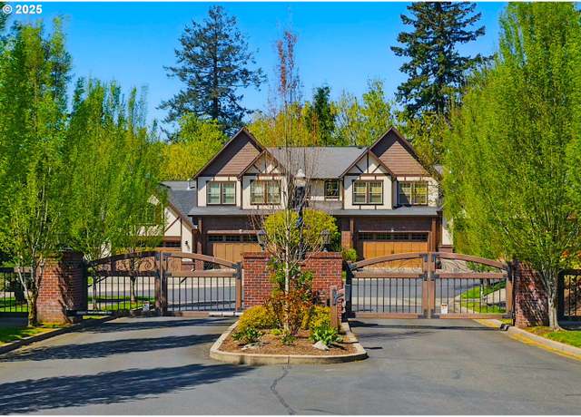 Property at 4323 SE 178th Pl, Vancouver, WA 98683, 3 beds, 2.5 baths