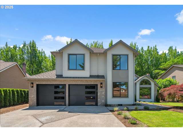 Property at 16428 NE San Rafael Dr, Portland, OR 97230, 4 beds, 3 baths