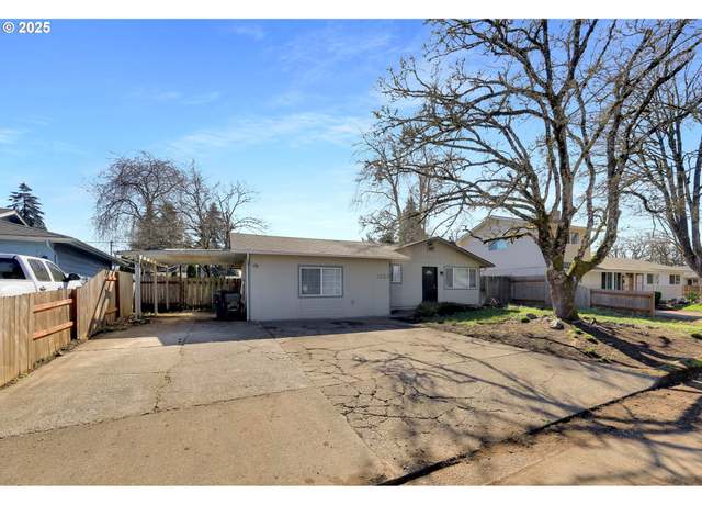 Property at 1523 W Fairview Dr, Springfield, OR 97477, 3 beds, 2 baths