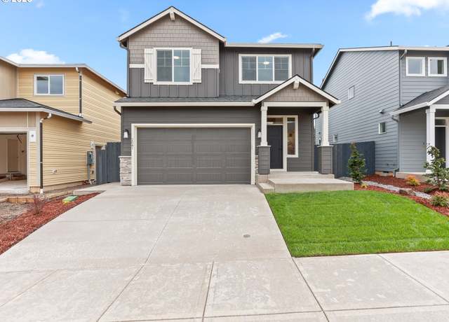 Property at 2041 NW 18th Ave, Battle Ground, WA 98604, 4 beds, 2.5 baths