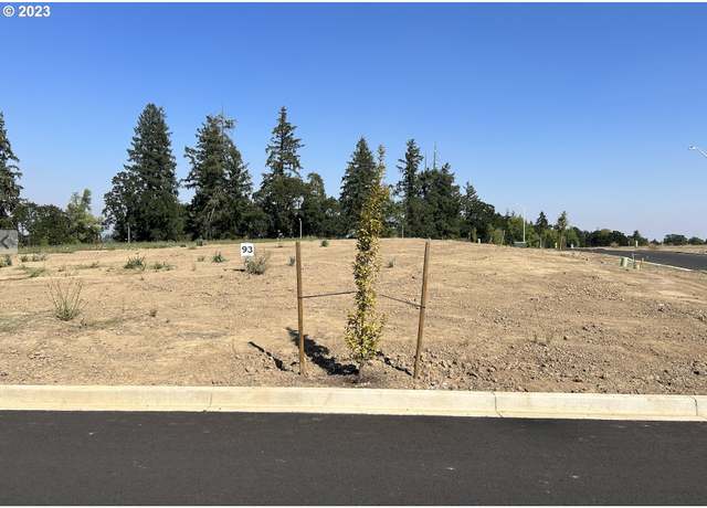 Property at 1595 NW Adelaide St #93, Mcminnville, OR 97128
